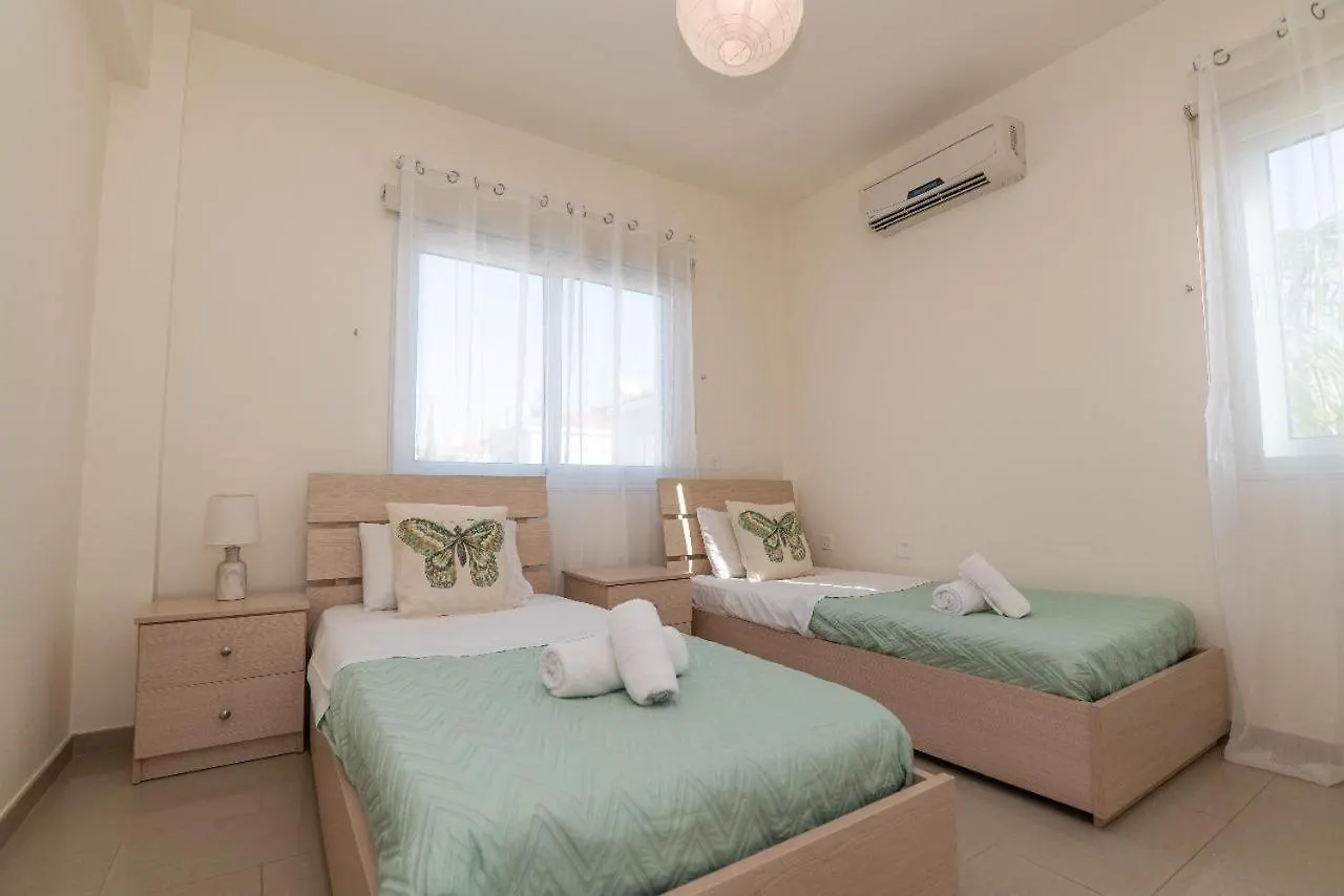 Pernera Gardens Villa Ekaterina Protaras Zypern